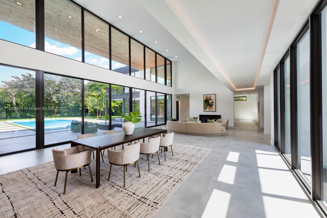 7425 SW 136th St, Pinecrest, FL 33156 Photo