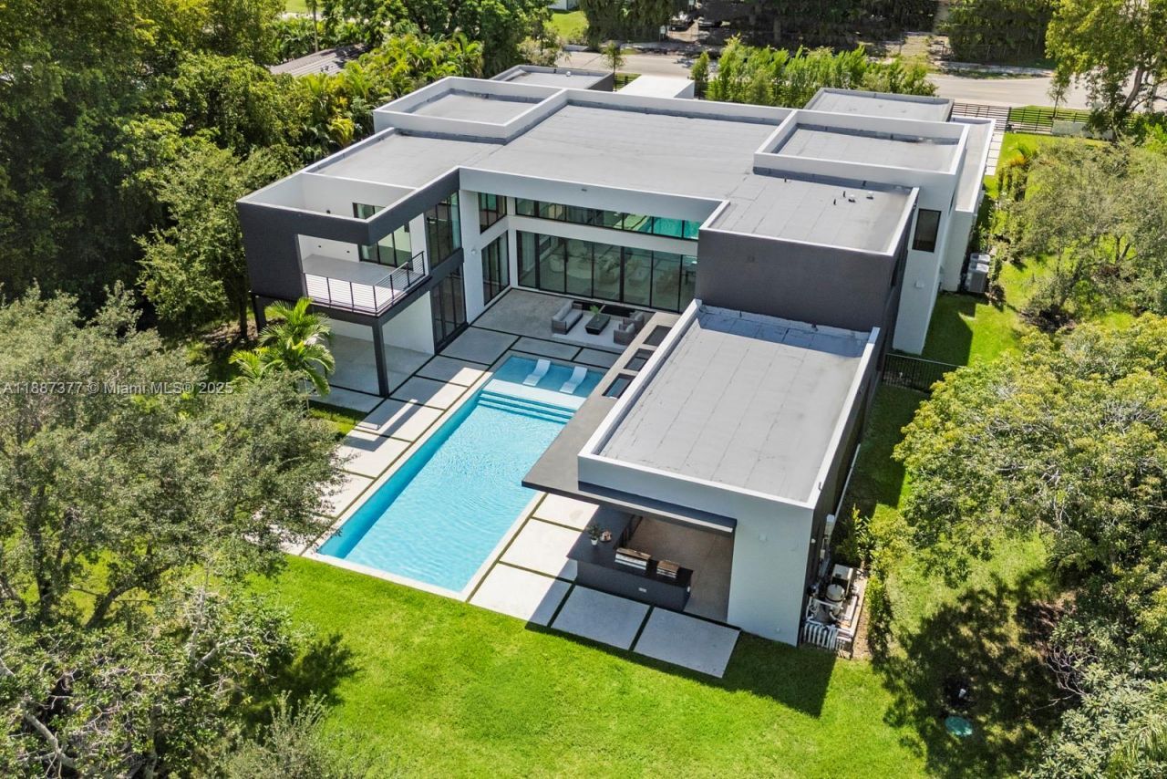 7425 SW 136th St, Pinecrest, FL 33156 Photo