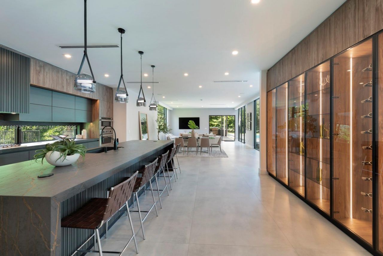 7425 SW 136th St, Pinecrest, FL 33156 Photo