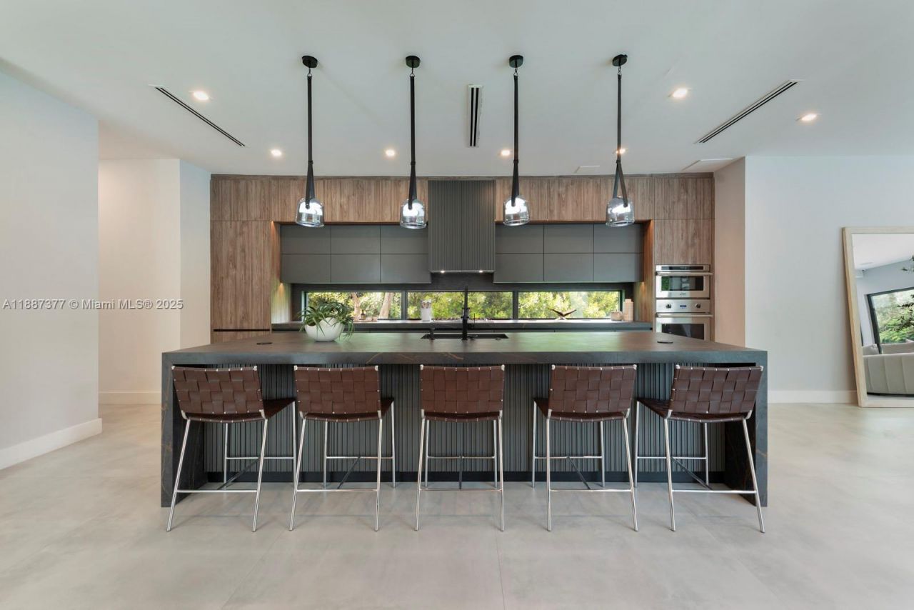 7425 SW 136th St, Pinecrest, FL 33156 Photo