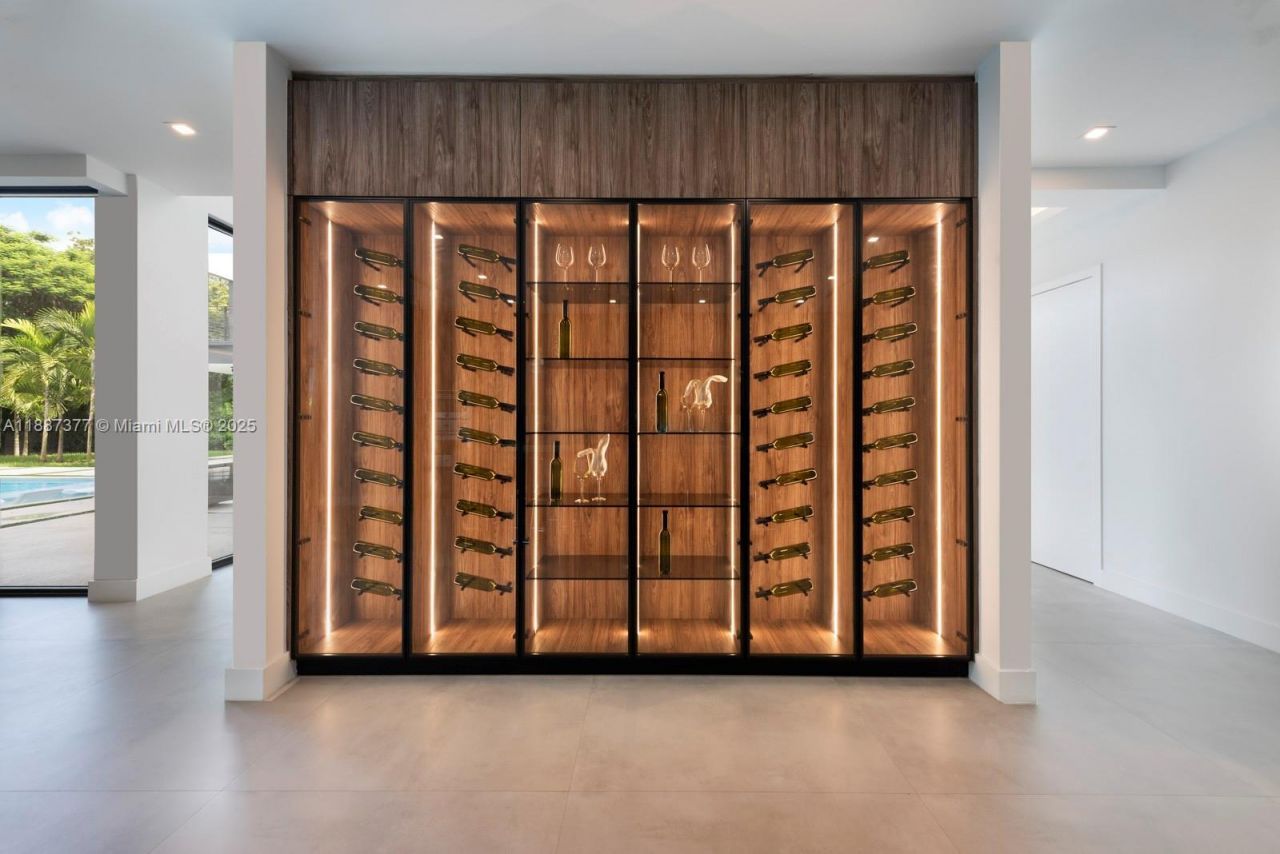 7425 SW 136th St, Pinecrest, FL 33156 Photo