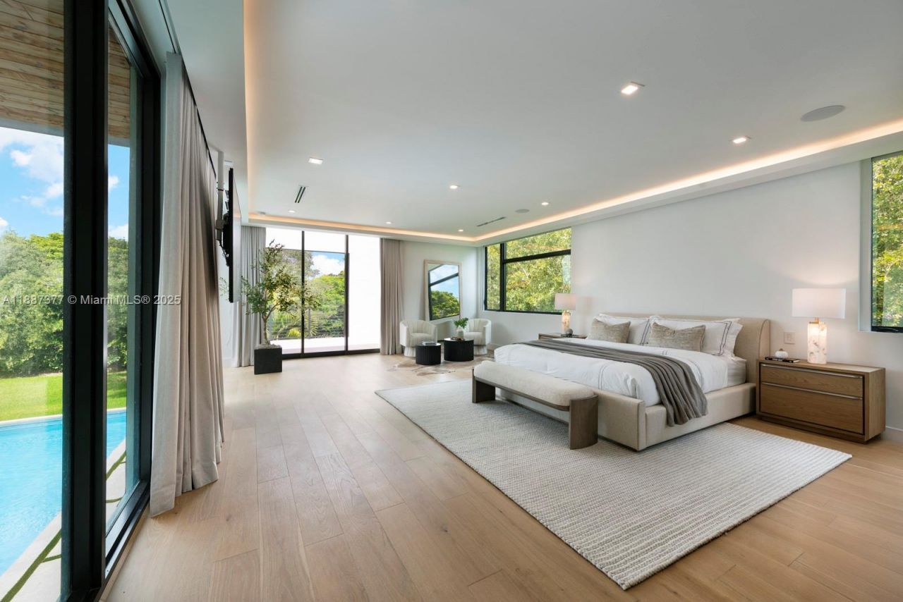 7425 SW 136th St, Pinecrest, FL 33156 Photo