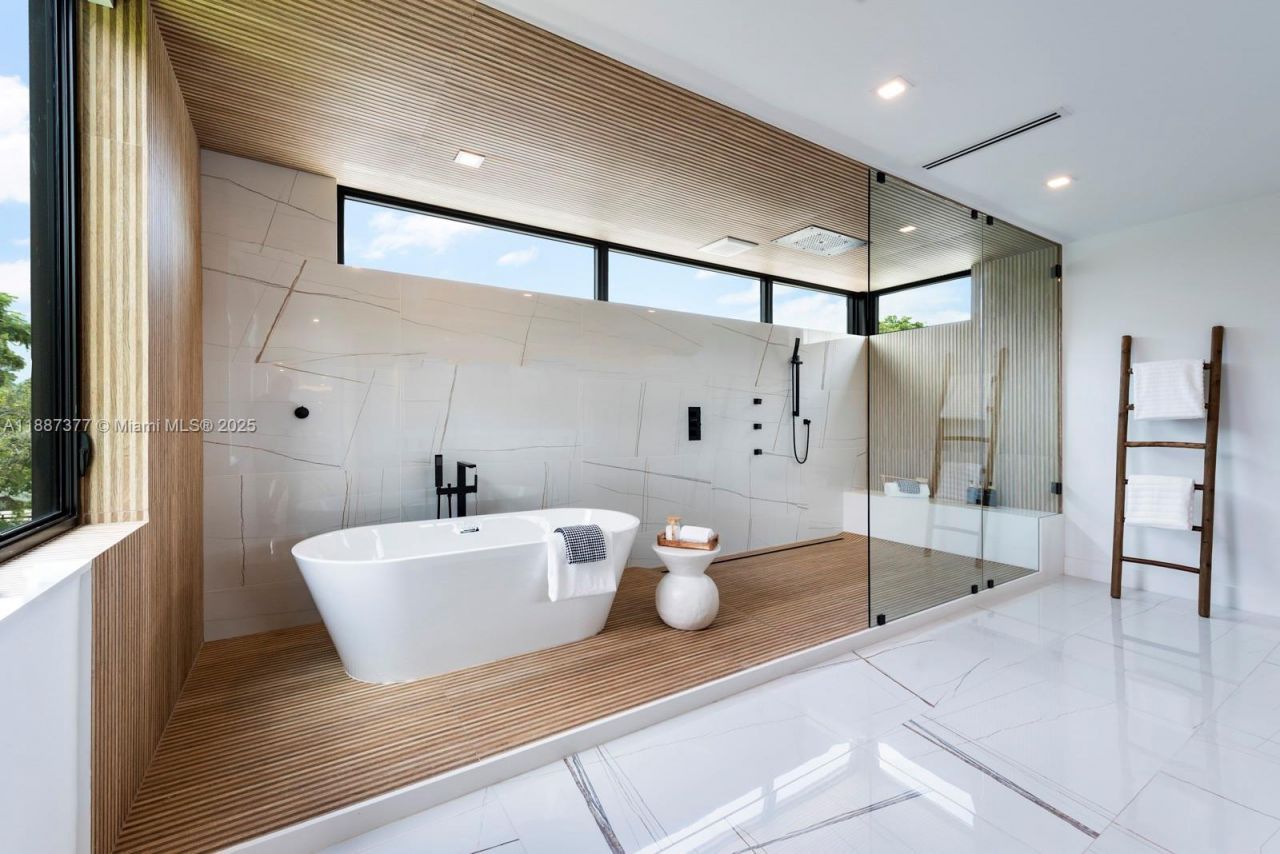 7425 SW 136th St, Pinecrest, FL 33156 Photo