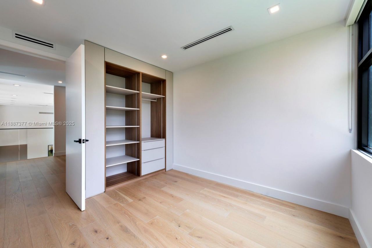 7425 SW 136th St, Pinecrest, FL 33156 Photo