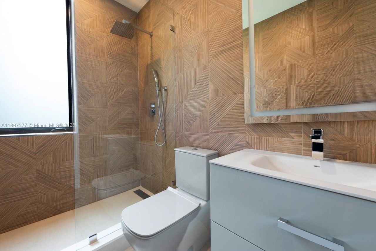 7425 SW 136th St, Pinecrest, FL 33156 Photo