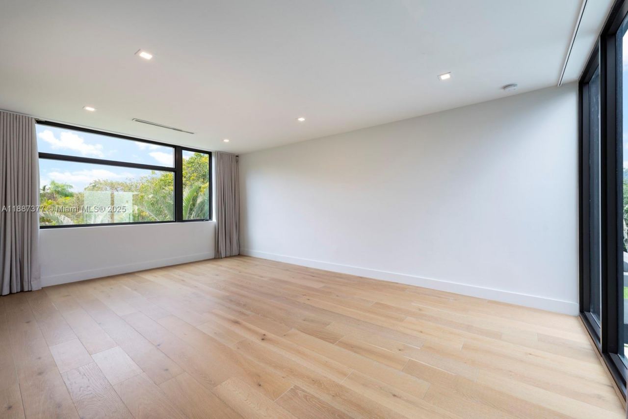 7425 SW 136th St, Pinecrest, FL 33156 Photo