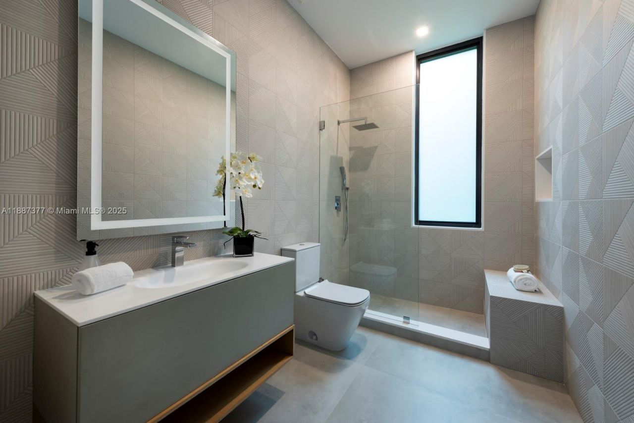 7425 SW 136th St, Pinecrest, FL 33156 Photo