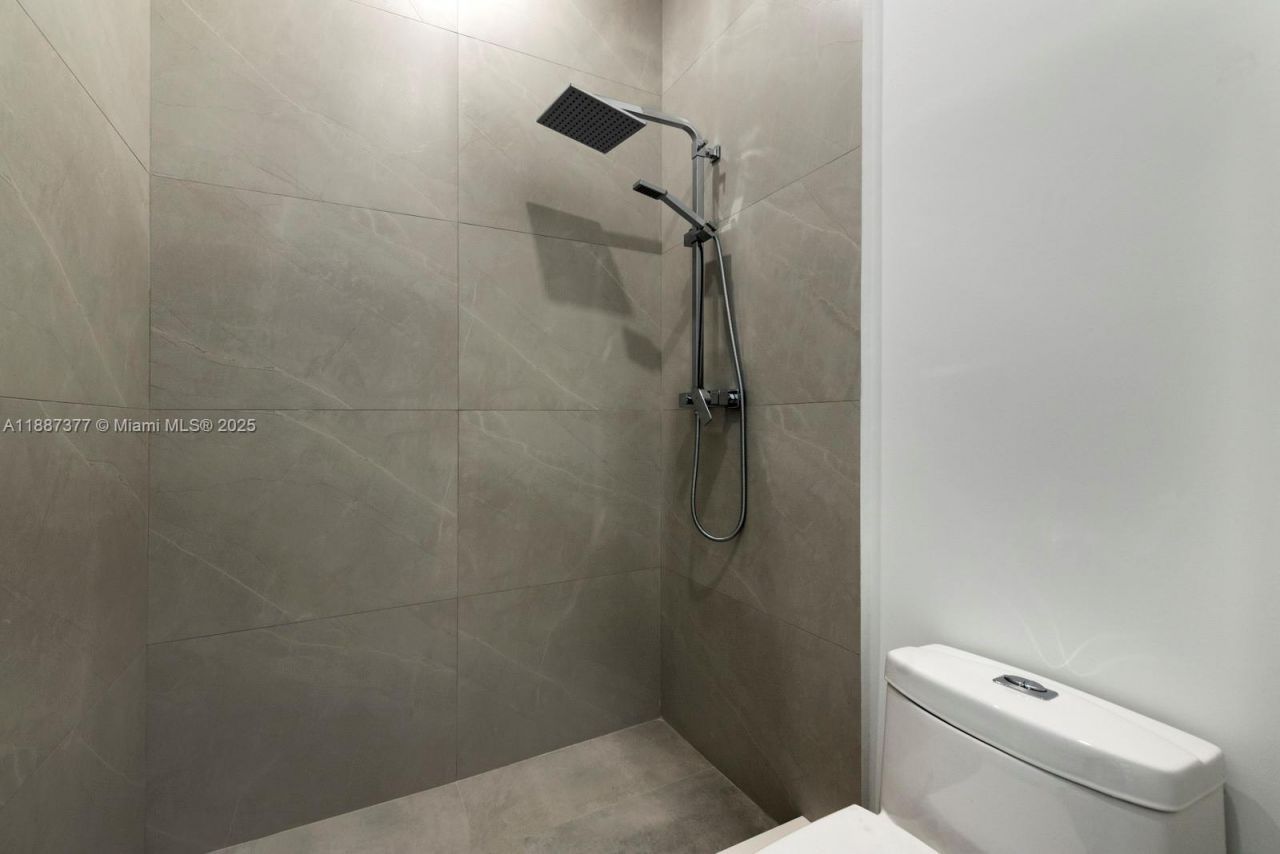 7425 SW 136th St, Pinecrest, FL 33156 Photo