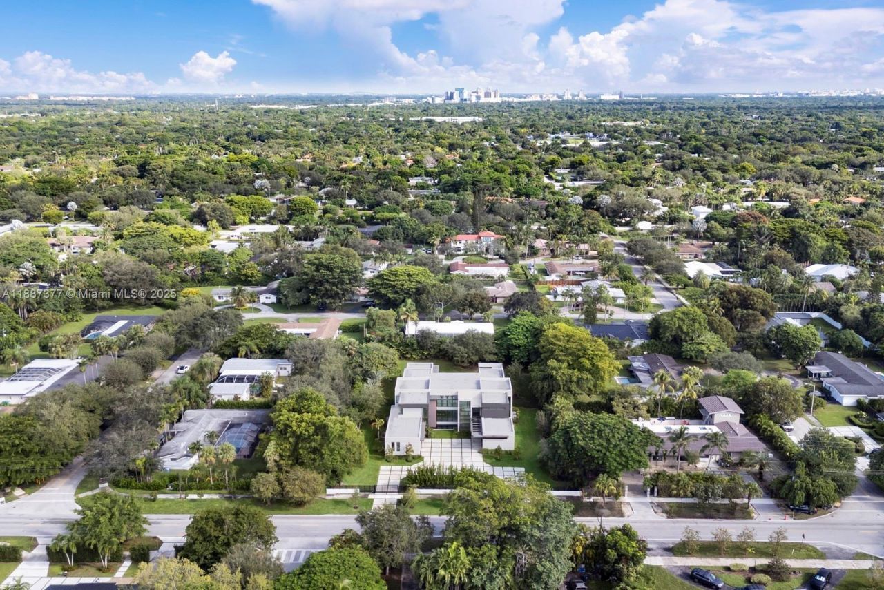 7425 SW 136th St, Pinecrest, FL 33156 Photo