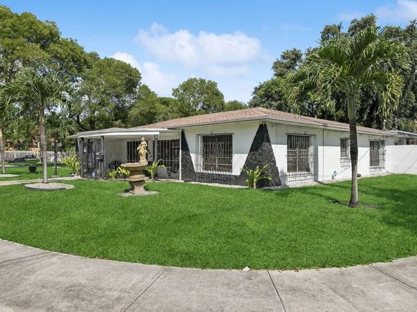 469 NW 69th St, Miami, FL 33150