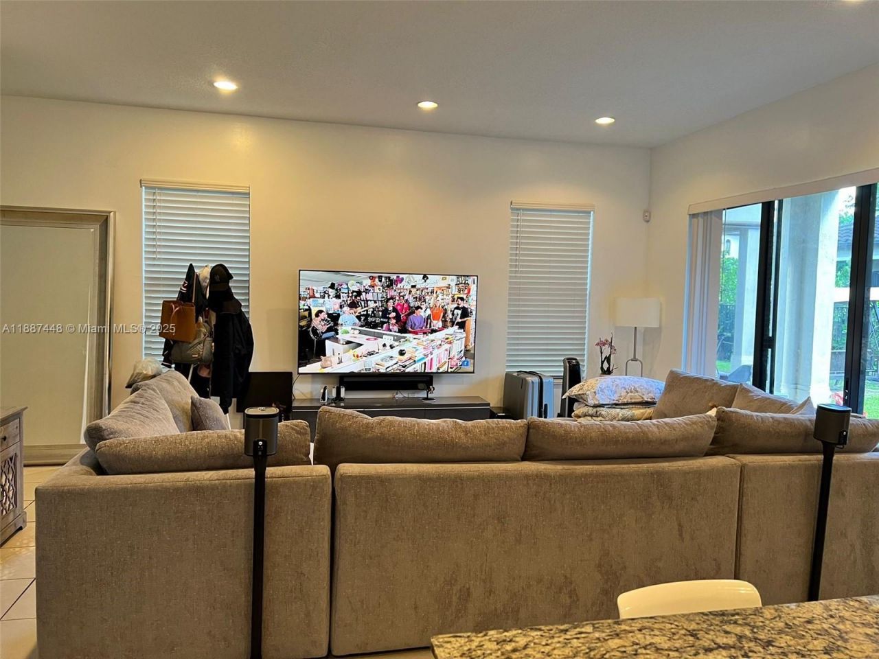 3214 W 97th St, Hialeah, FL 33018 Photo