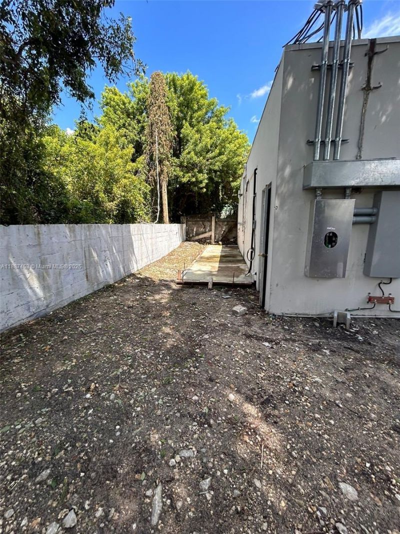 4200 NW 2nd Ave, Miami, FL 33127 Photo