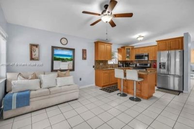 3251 W 70th St, Hialeah, FL 33018 Photo