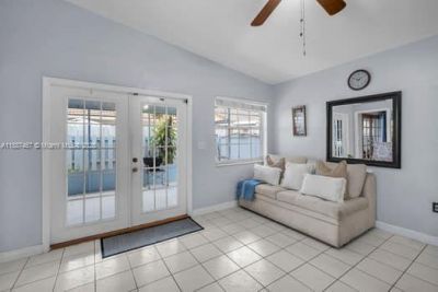 3251 W 70th St, Hialeah, FL 33018 Photo