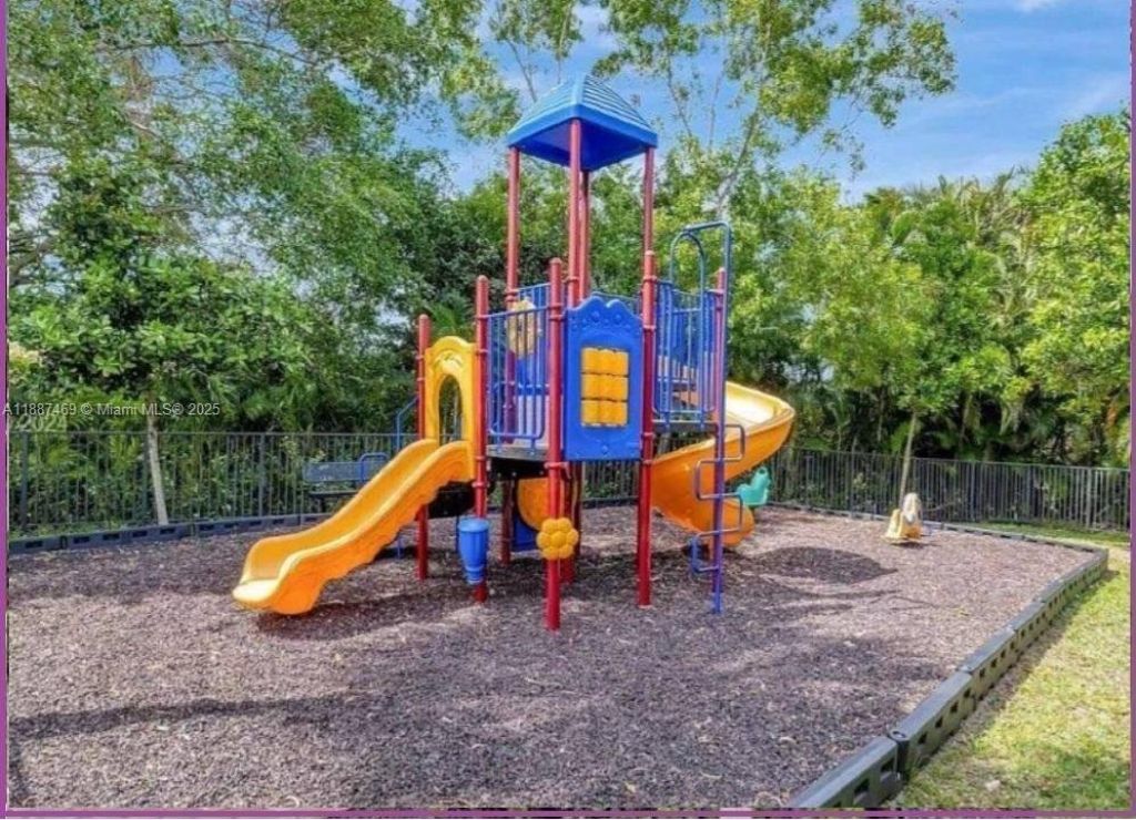 3575 NW 1st St, Pompano Beach, FL 33069 Photo