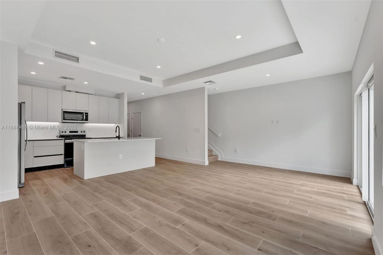 1559 NW 94th Way, Unit 08, Coral Springs, FL 33071 Photo