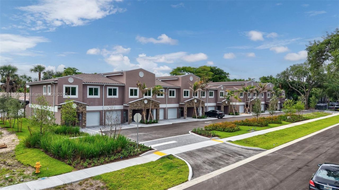 1559 NW 94th Way, Unit 08, Coral Springs, FL 33071 Photo