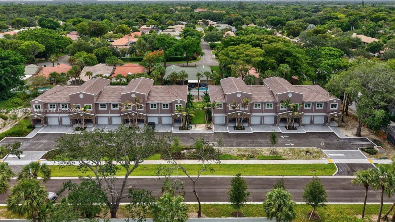 1559 NW 94th Way, Unit 08, Coral Springs, FL 33071 Photo