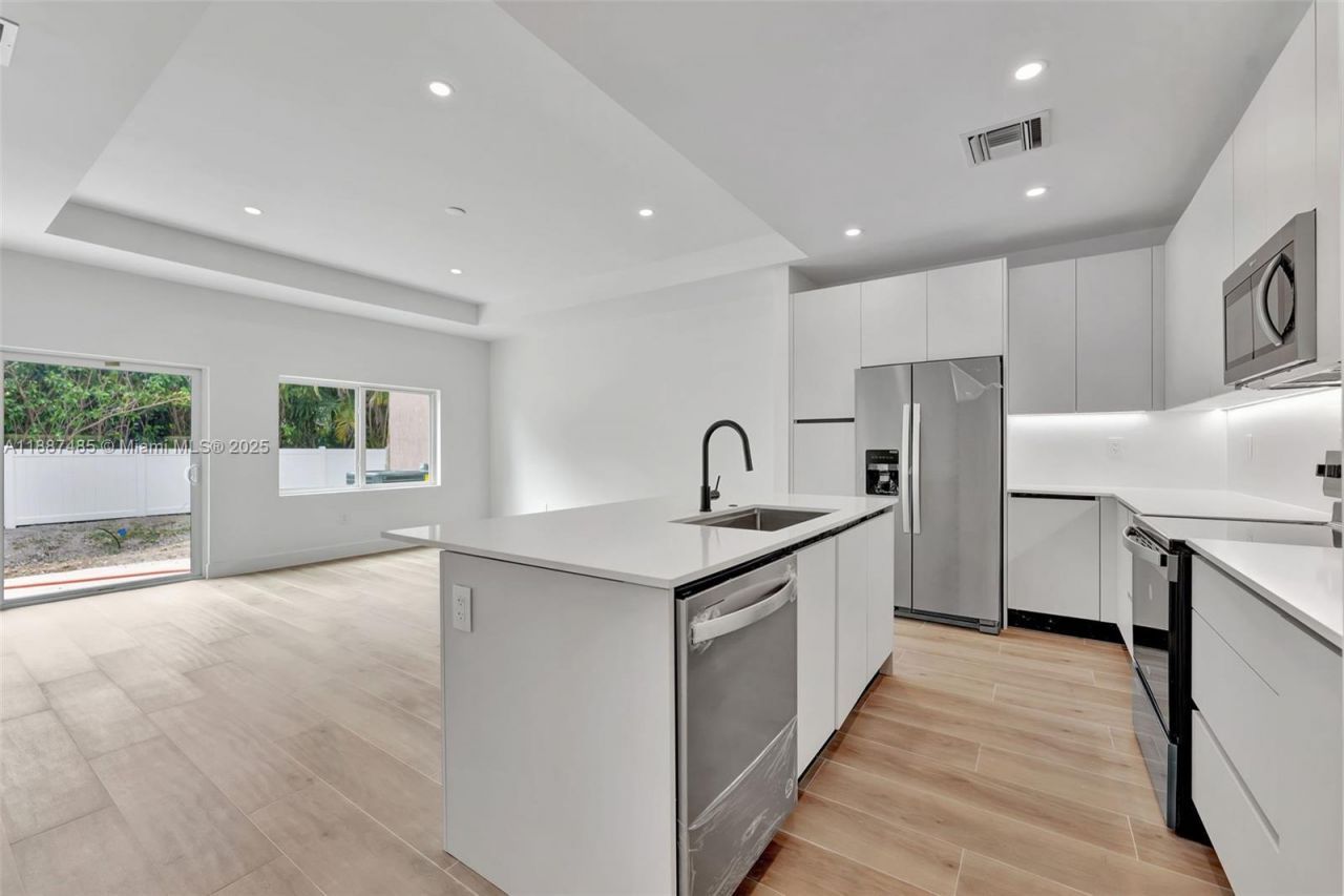 1559 NW 94th Way, Unit 08, Coral Springs, FL 33071 Photo