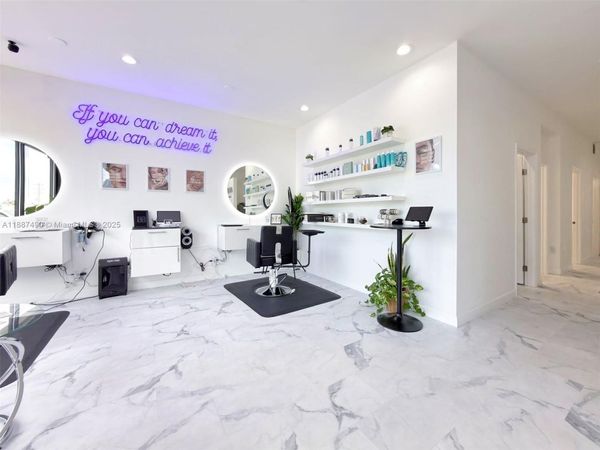 218 Commercial Blvd # 108, Lauderdale By The Sea, FL 33308