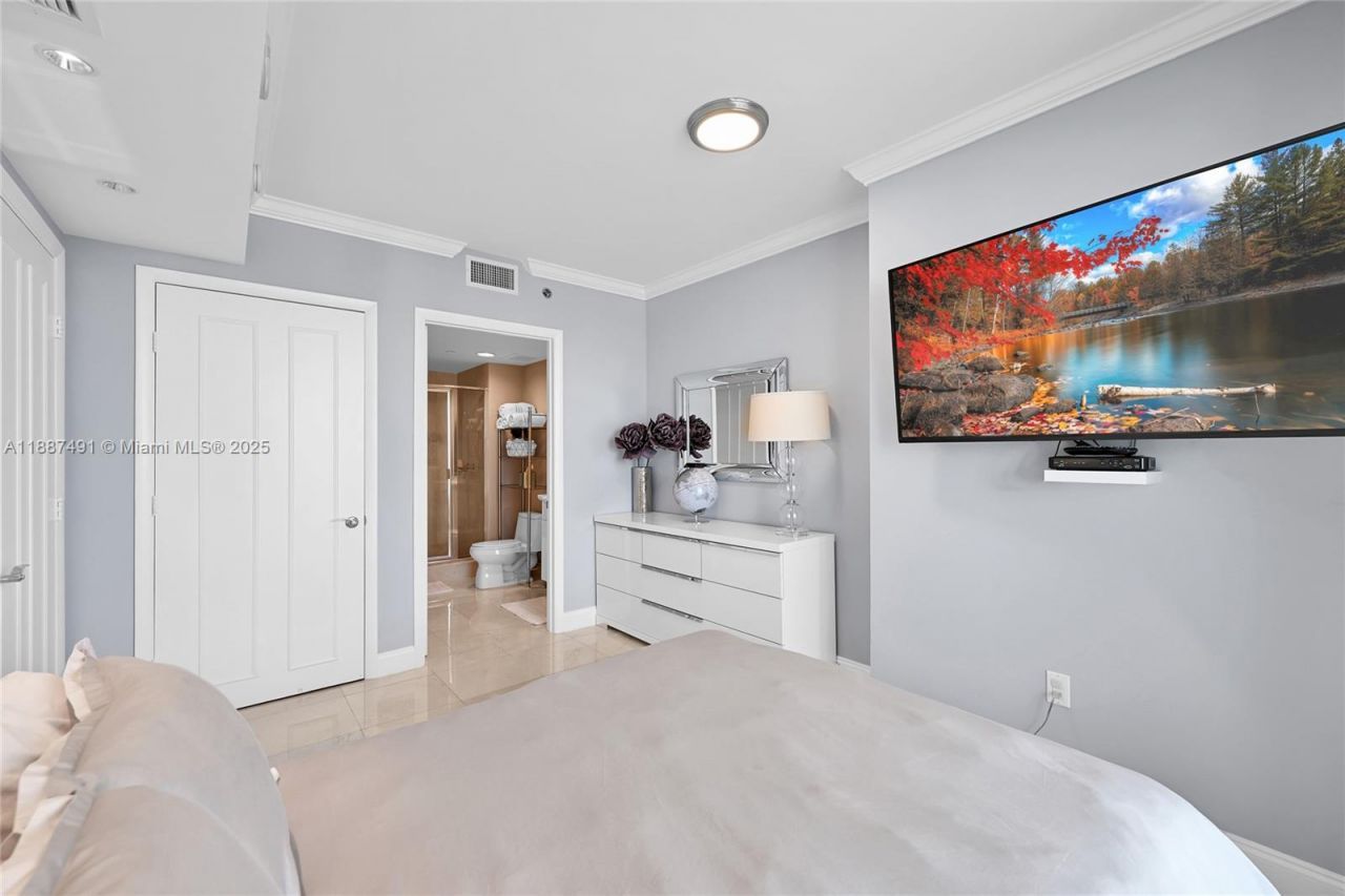 1850 S Ocean Dr, Unit 1507, Hallandale Beach, FL 33009 Photo