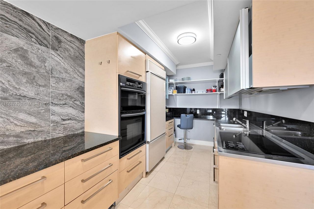 1850 S Ocean Dr, Unit 1507, Hallandale Beach, FL 33009 Photo