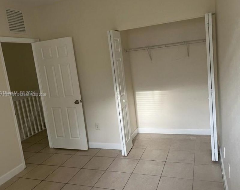 205 SE 29th Ter, Unit 5, Homestead, FL 33033 Photo