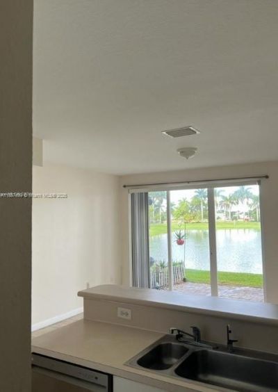 205 SE 29th Ter, Unit 5, Homestead, FL 33033 Photo