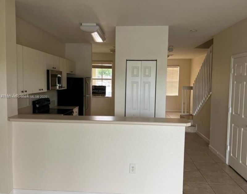 205 SE 29th Ter, Unit 5, Homestead, FL 33033 Photo