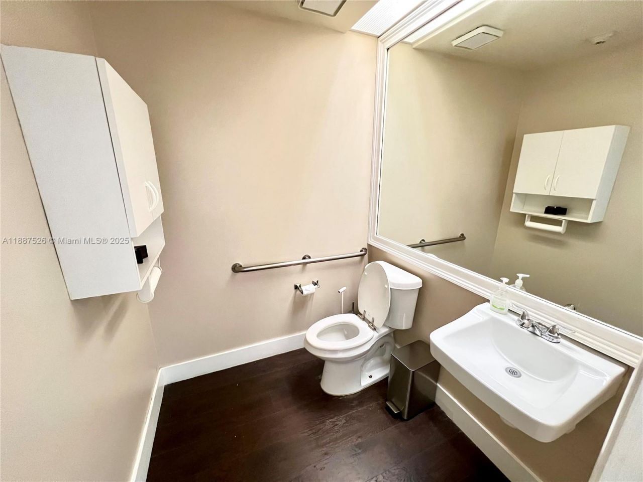 1625 N Commerce Pkwy, Unit 225, Weston, FL 33326 Photo