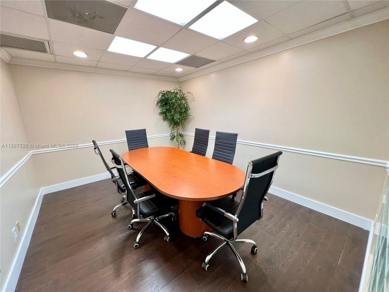 1625 N Commerce Pkwy, Unit 225, Weston, FL 33326 Photo