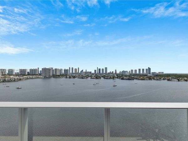 17111 Biscayne Blvd, Unit 1709, North Miami Beach, FL 33160