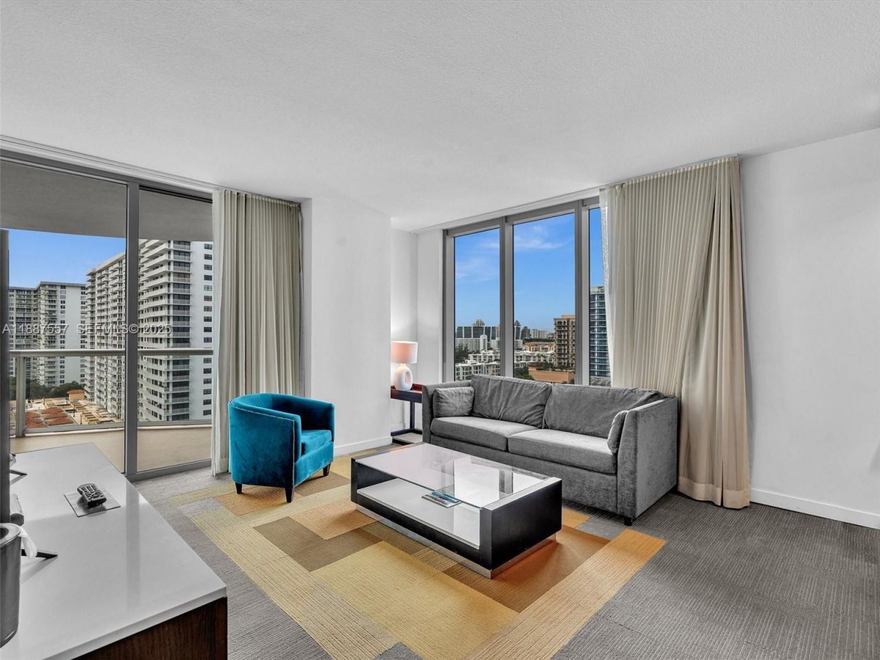 17315 Collins Ave, Unit 1106, Sunny Isles Beach, FL 33160 Photo