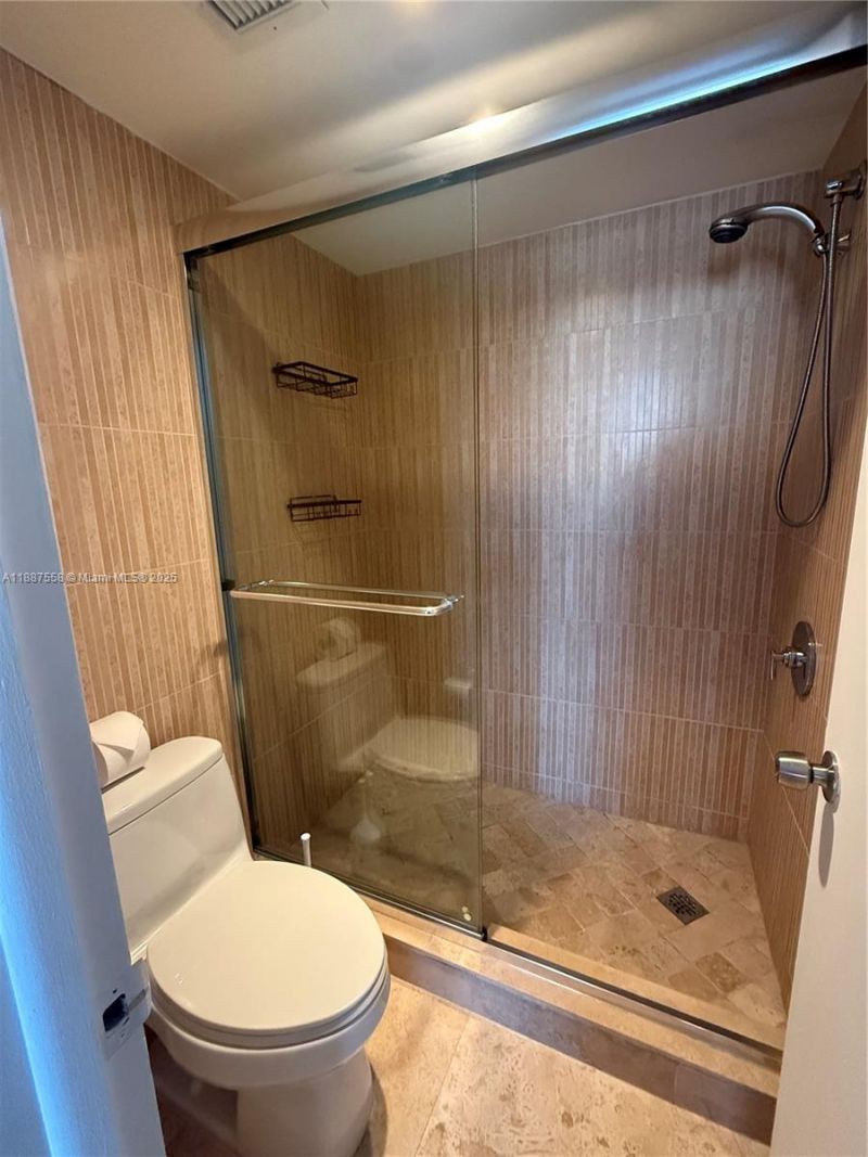 3161 S Ocean Dr, Unit 1103, Hallandale Beach, FL 33009 Photo