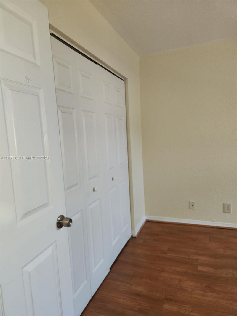 9166 NW 40th Pl, Sunrise, FL 33351 Photo