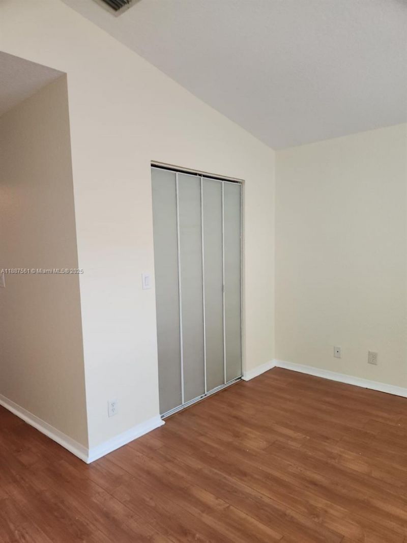 9166 NW 40th Pl, Sunrise, FL 33351 Photo