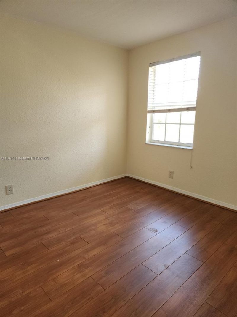 9166 NW 40th Pl, Sunrise, FL 33351 Photo