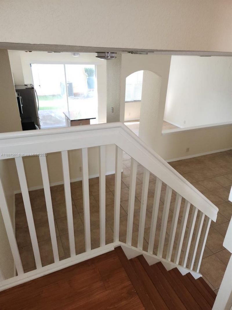 9166 NW 40th Pl, Sunrise, FL 33351 Photo