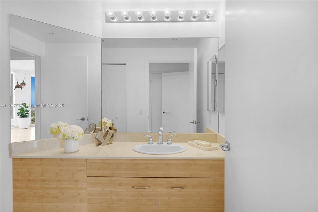 21150 Point Pl, Unit 1905, Aventura, FL 33180 Photo