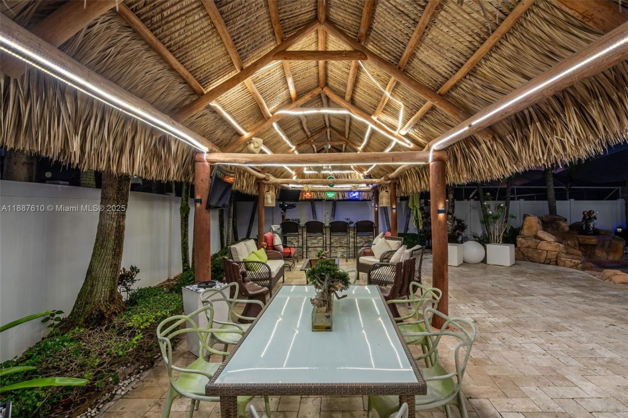 612 SW 179th Ave, Pembroke Pines, FL 33029 Photo