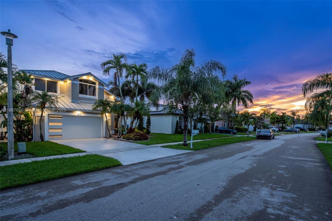612 SW 179th Ave, Pembroke Pines, FL 33029 Photo