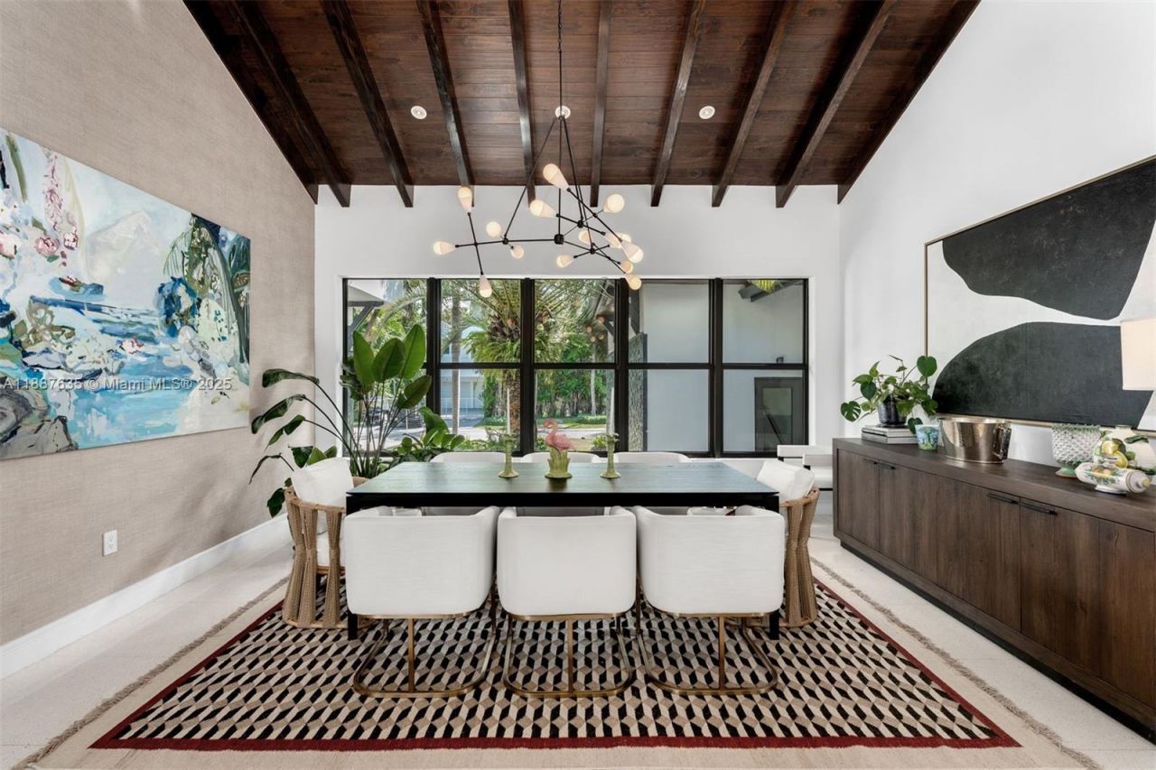 330 Caribbean Rd, Key Biscayne, FL 33149 Photo