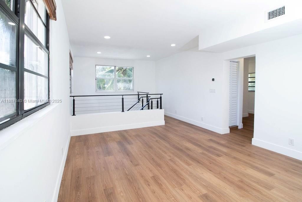 1255 Jackson St, Hollywood, FL 33019 Photo