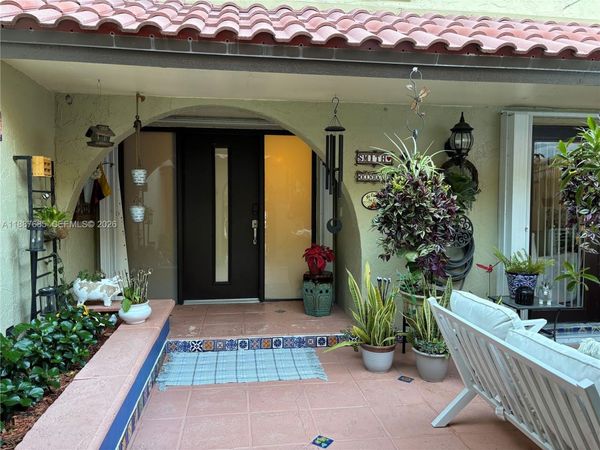 3842 Alcantara Ave, Unit 71D, Doral, FL 33178