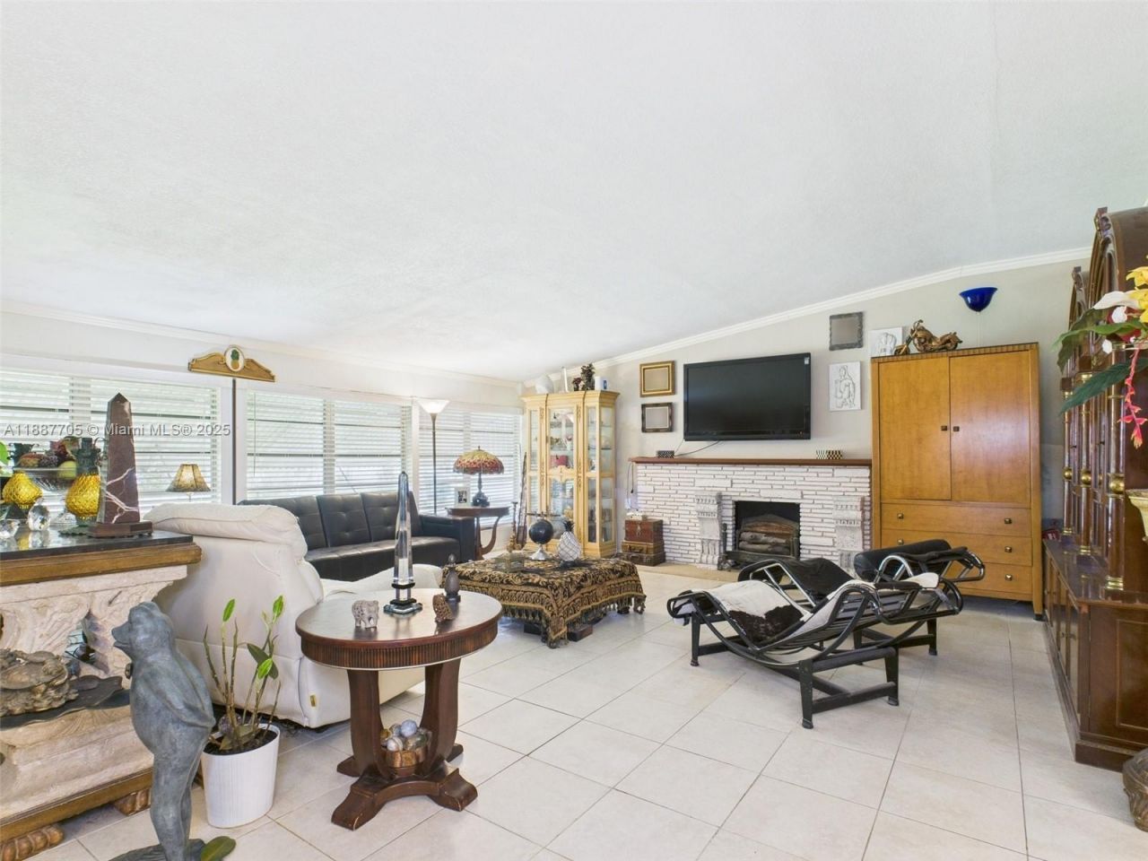 19341 Holiday Rd, Cutler Bay, FL 33157 Photo