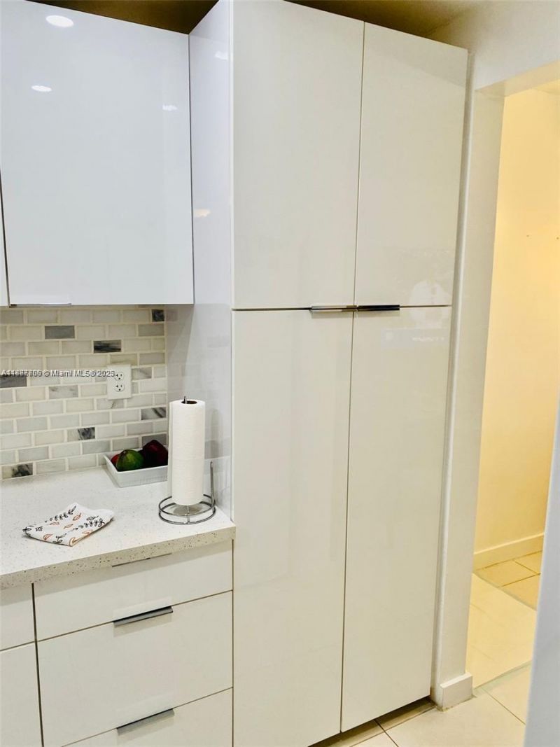 10000 NW 80 Ct, Unit 2565, Hialeah Gardens, FL 33016 Photo