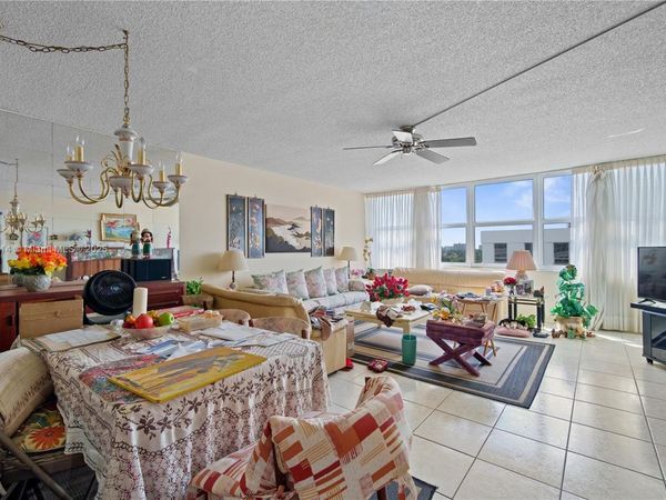 1160 N Federal Hwy, Unit 1018, Fort Lauderdale, FL 33304