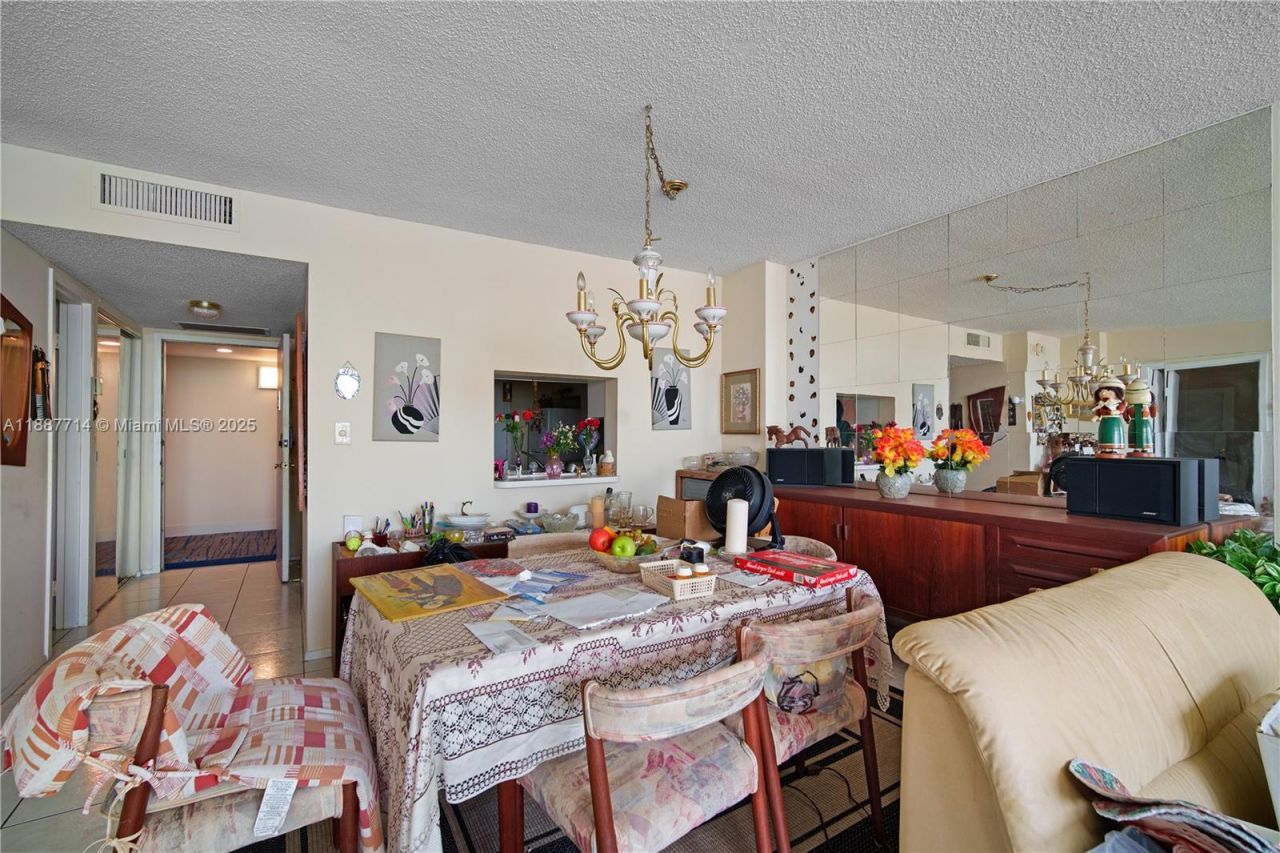 1160 N Federal Hwy, Unit 1018, Fort Lauderdale, FL 33304 Photo