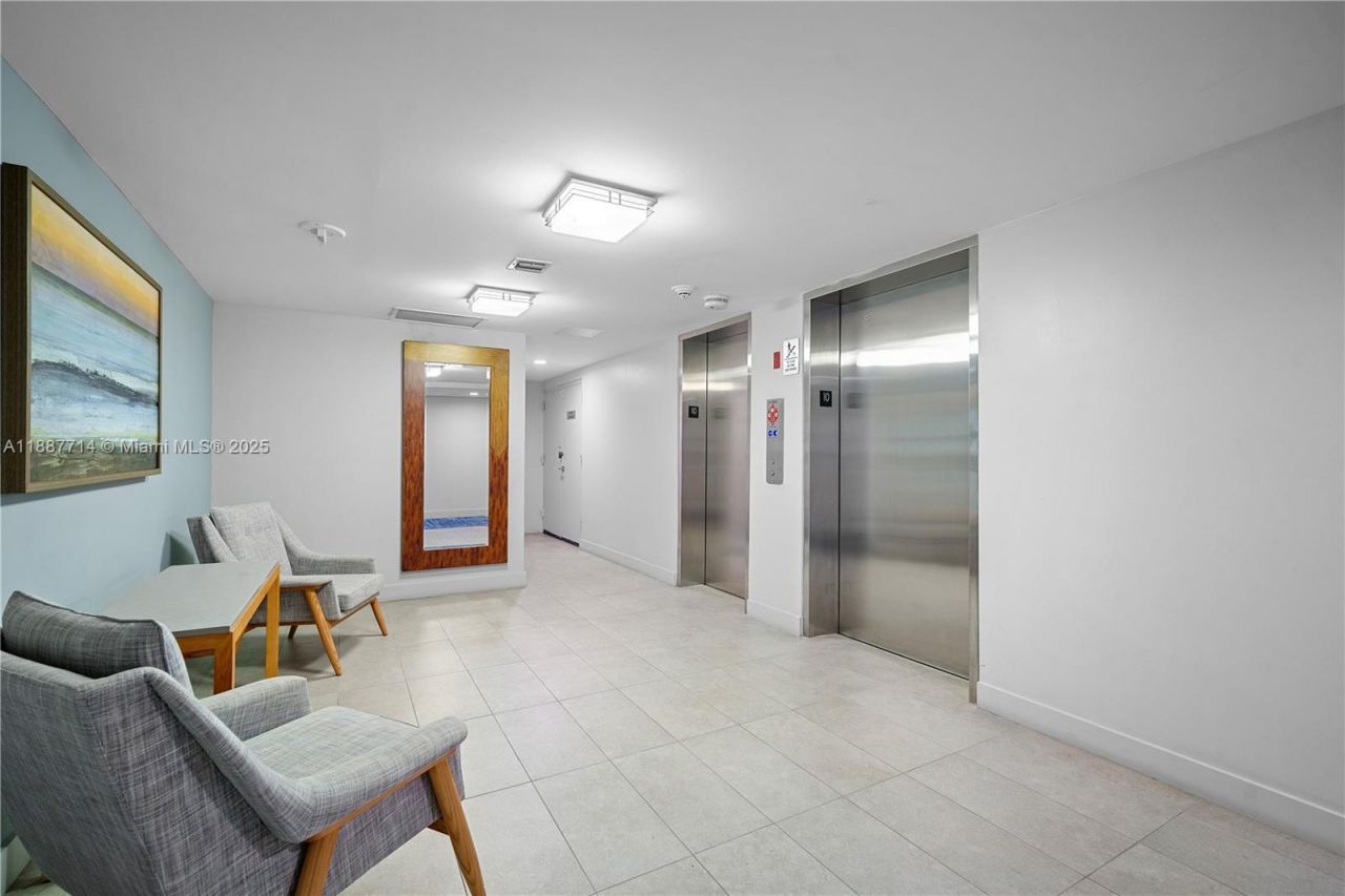 1160 N Federal Hwy, Unit 1018, Fort Lauderdale, FL 33304 Photo