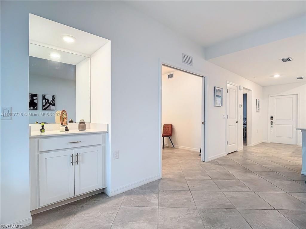 5453 Double Eagle Cir #3115, Ave Maria, FL 34142 Photo